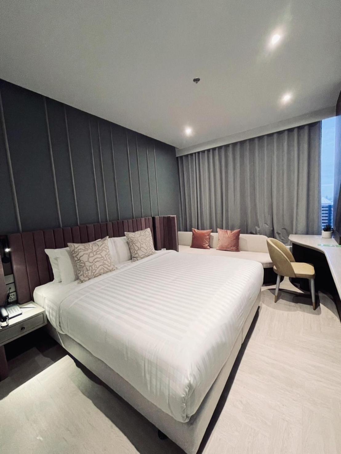 Hotel The Quarter Ratchayothin By Uhg Bangkok Esterno foto