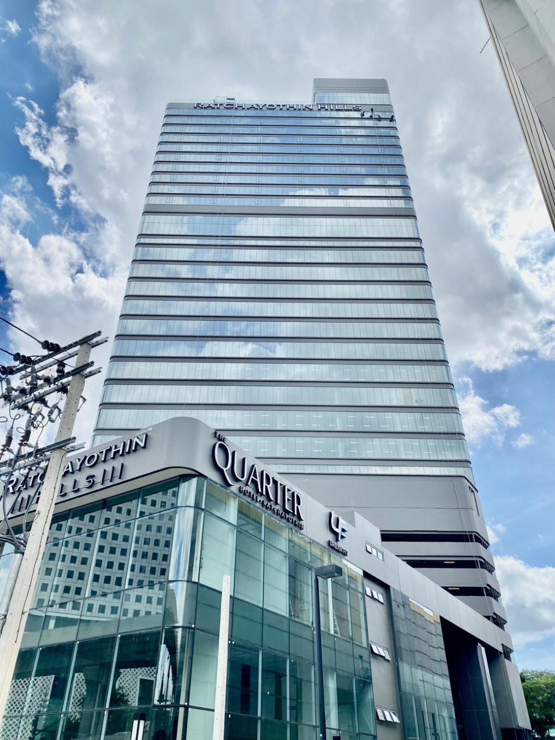 Hotel The Quarter Ratchayothin By Uhg Bangkok Esterno foto